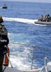 بحرية الاحتلال تعتقل صيادين من بحر رفح وتسحب قاربيهما إلى ميناء 