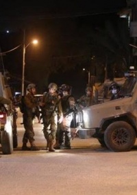 الاحتلال يطلق النار صوب مركبة في دير نظام ويصيب سائقها