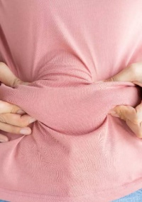 دراسة: السمنة لدى النساء تعرضهم للإصابة بكورونا طويلة الأمد