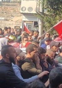 تشييع جثمان الشهيد عمر منّاع في مخيم الدهيشة