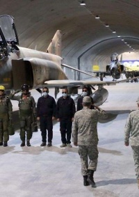صور.. إيران تكشف عن قاعدة جوية تحت الأرض للطائرات المقاتلة