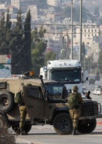 اعتقال مواطنين.. الاحتلال يواصل تشديد إجراءاته العسكرية في نابلس