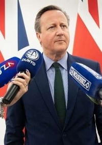 وزير الخارجية البريطاني: العرض المقدّم لحماس يتضمن هدنة لأربعين يومًا وتحرير آلاف الأسرى