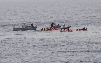 لبنان: إنقاذ 27 مهاجرا سوريا تعرض زورقهم للغرق