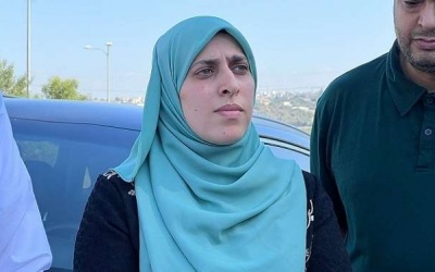 الناشطة آية خطيب تسلم نفسها للاحتلال لقضاء محكوميتها