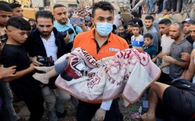 8 شهداء وعشرات الجرحى في قصف إسرائيلي على النصيرات