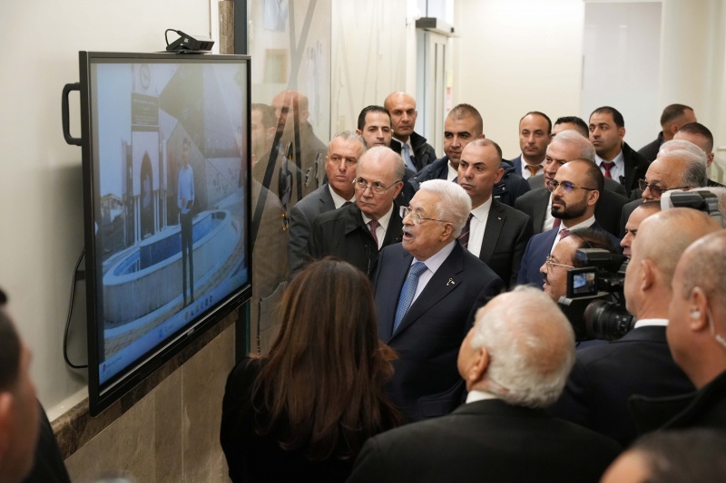 الجامعة العربية الأمريكية تمنح الرئيس محمود عباس الدكتوراه الفخرية في العلوم الإنسانية تقديرا لمسيرته الوطنية وإسهاماته الفكرية